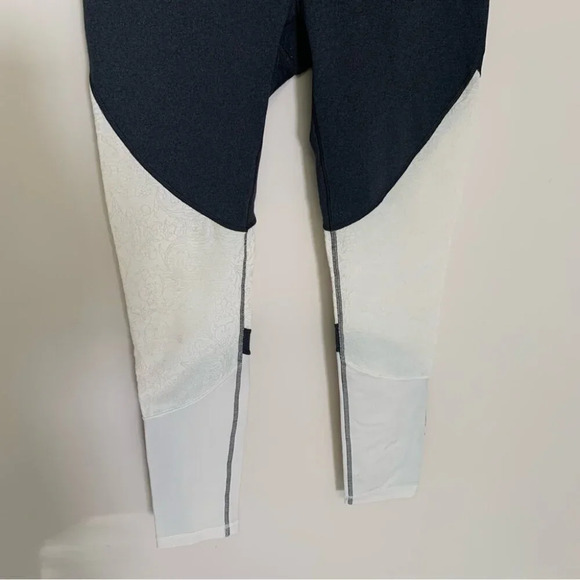 CALIA by Carrie Underwood Limited Edition  High Waist Leggings Grey M - Picture 6 of 11